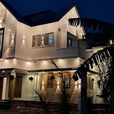 Rockland Holidays Ramakkalmedu Exterior photo